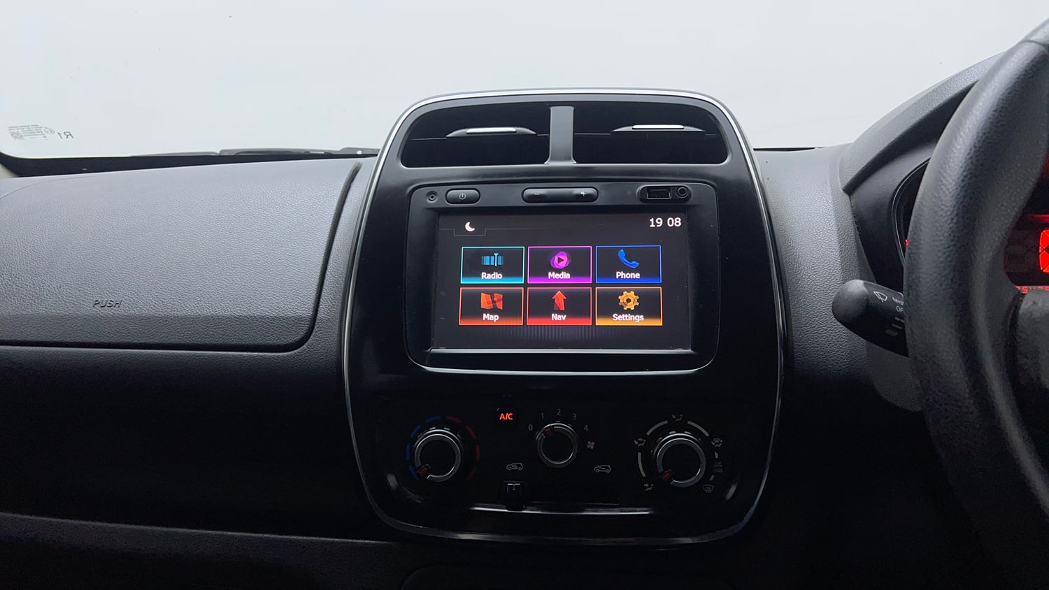 Used 2019 Renault Kwid 1.0 RXT AMT Opt Petrol Automatic top_features Touch screen infotainment system