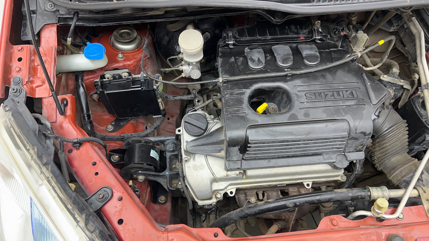Used 2017 Maruti Suzuki Wagon R LXI CNG Cng Manual engine ENGINE RIGHT SIDE VIEW