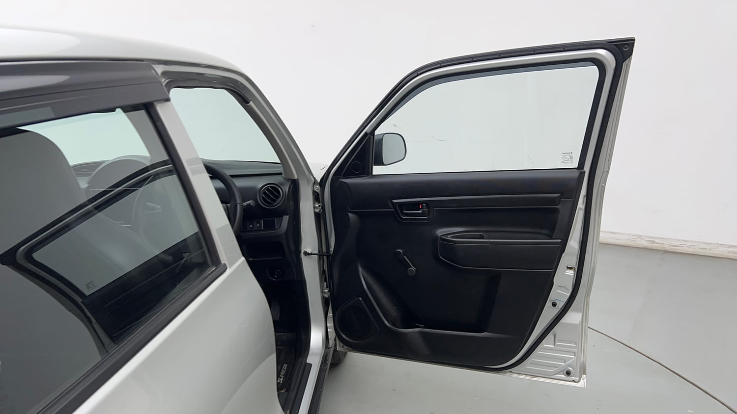 Used 2025 Maruti Suzuki S-Presso Lxi (O) Petrol Manual interior RIGHT FRONT DOOR OPEN VIEW