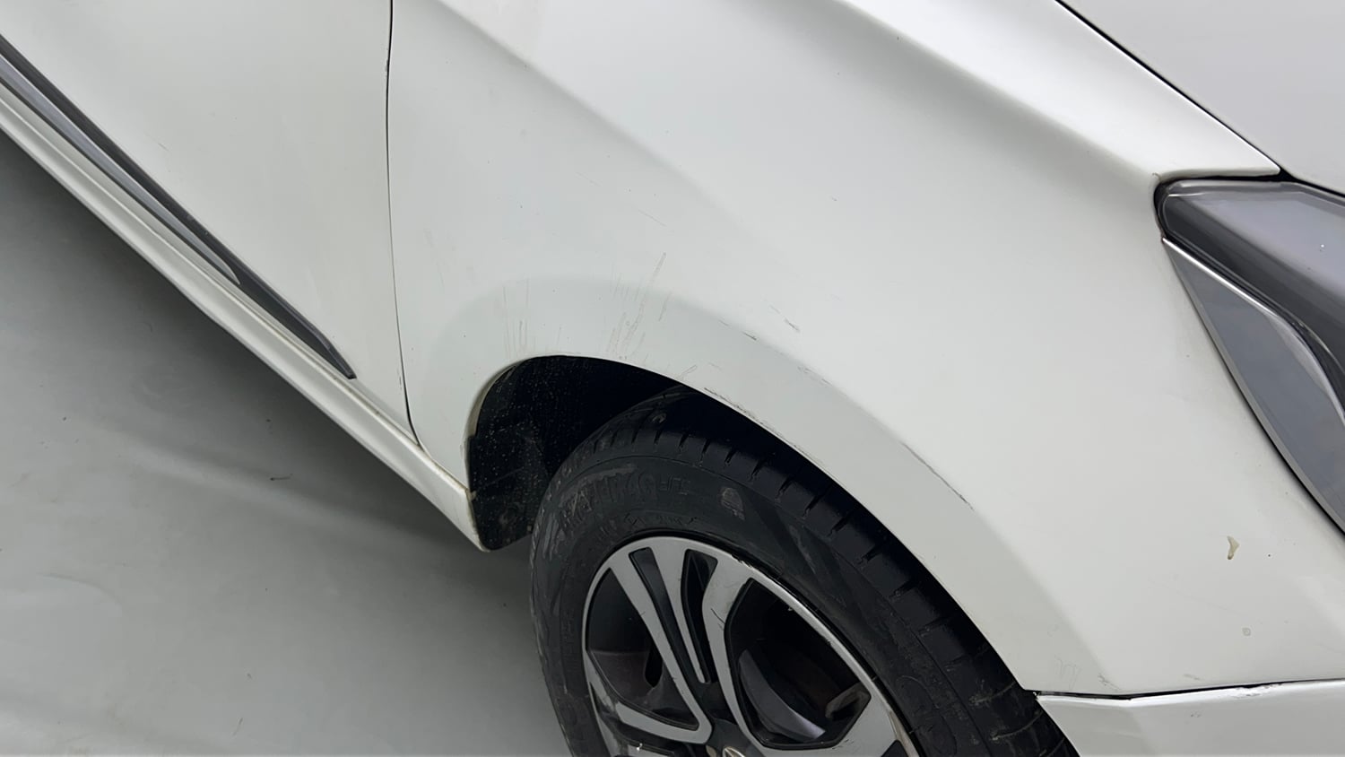 Used 2020 Tata Tiago XZA Petrol Automatic dents MINOR SCRATCH