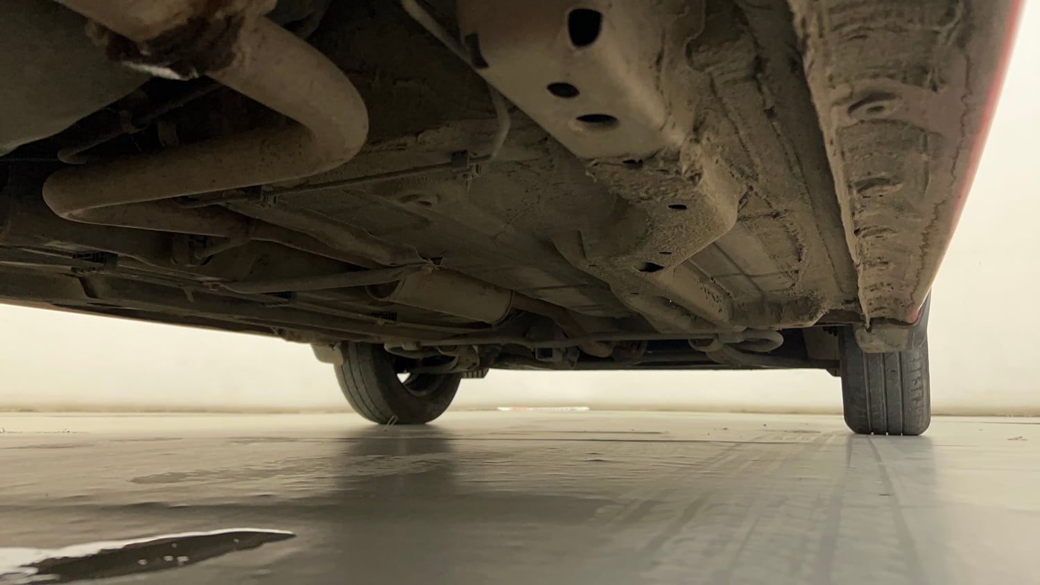 Used 2021 Tata Tiago XZ Petrol Manual extra REAR RIGHT UNDERBODY VIEW