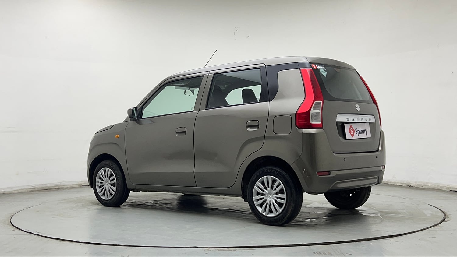 Used 2023 Maruti Suzuki Wagon R VXI 1.0 CNG Cng Manual exterior LEFT REAR CORNER VIEW
