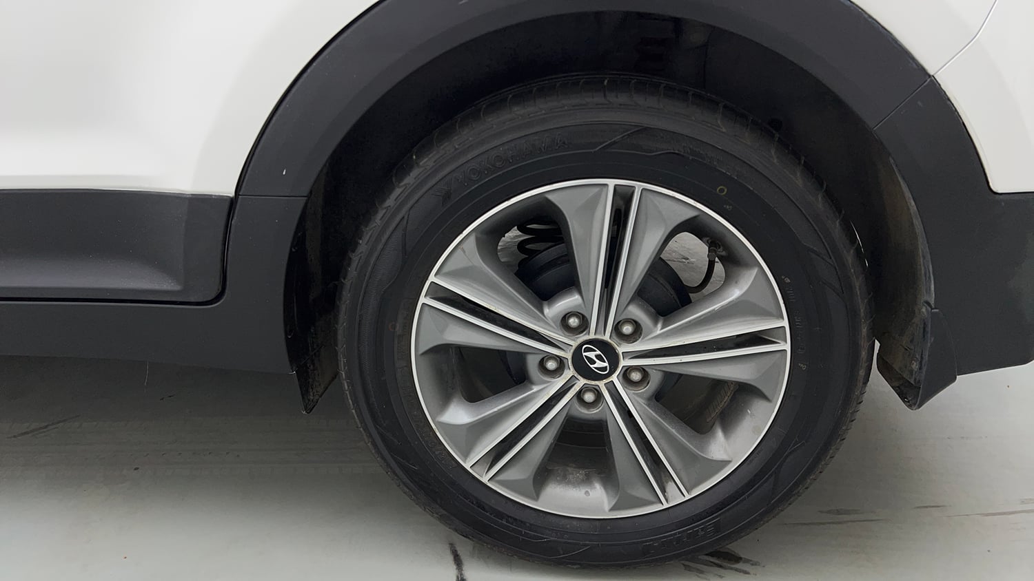 Used 2017 Hyundai Creta SX Plus 1.6 AT Petrol Petrol Automatic tyres LEFT REAR TYRE RIM VIEW