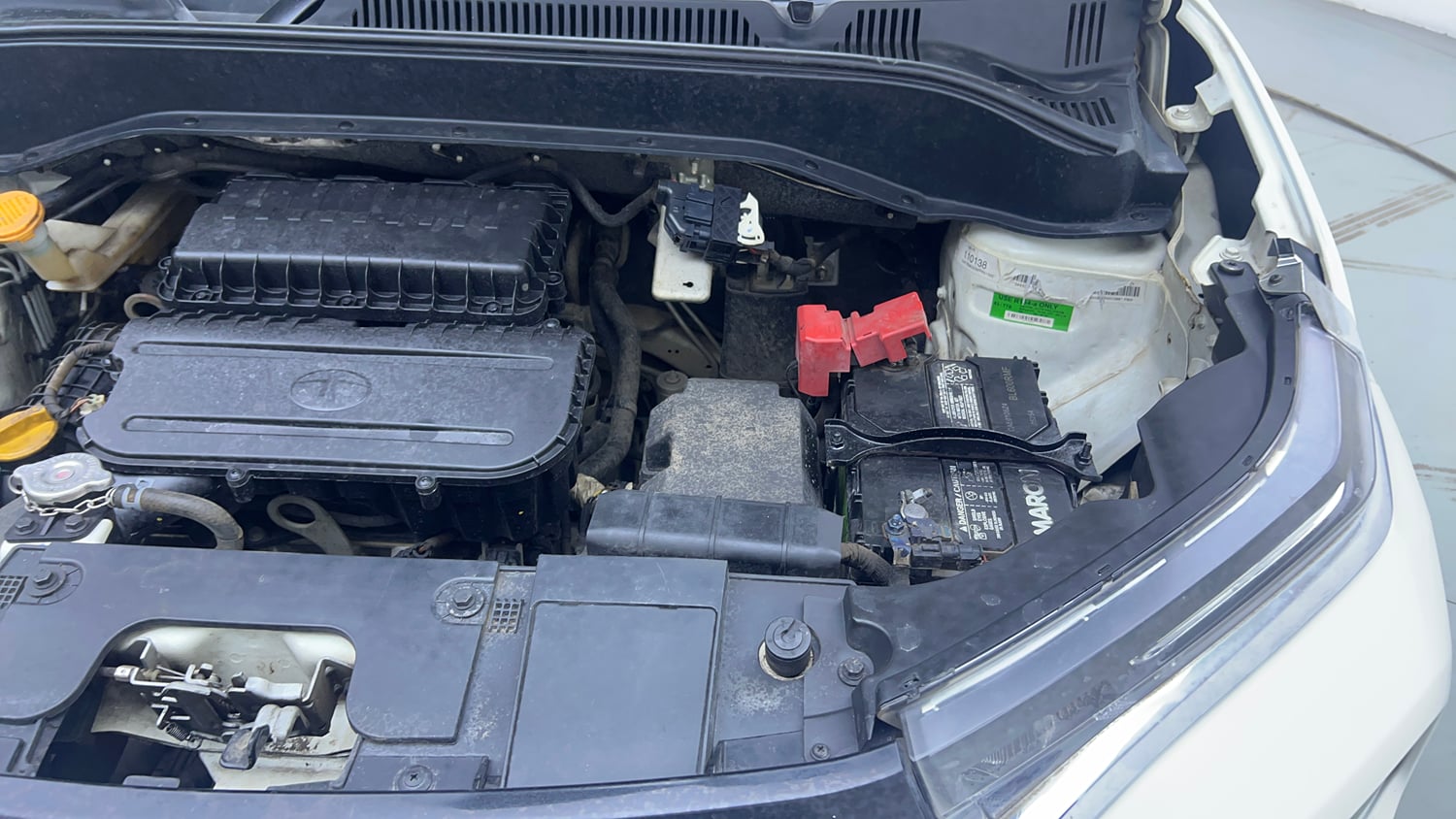 Used 2021 Tata Punch Accomplished Dazzle Pack MT Petrol Manual engine ENGINE LEFT SIDE VIEW