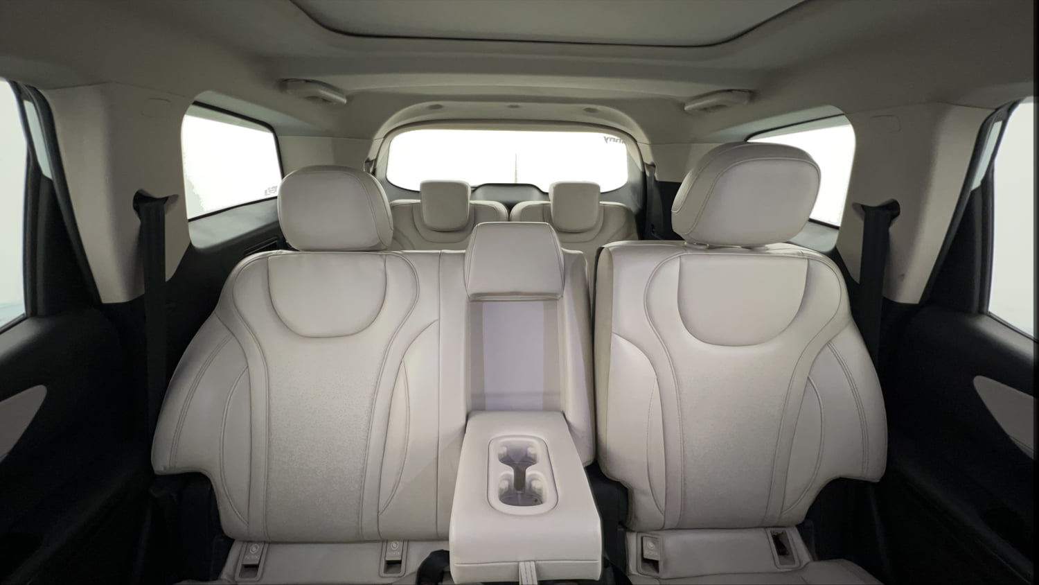 Used 2022 Mahindra XUV700 AX 7 Petrol MT 7 STR Petrol Manual interior REAR SEAT CONDITION VIEW
