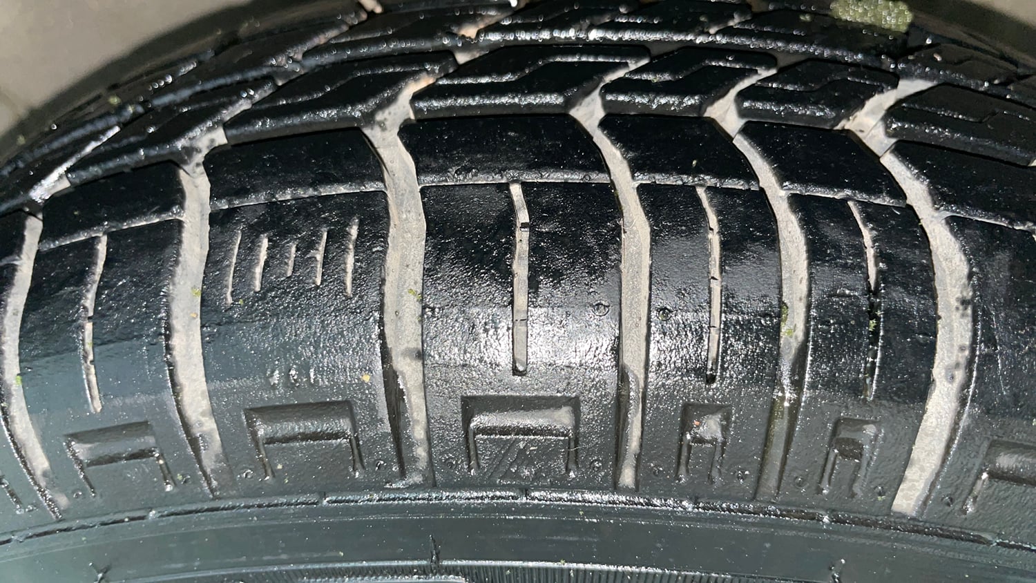 Used 2018 Maruti Suzuki Alto 800 LXi Petrol Manual tyres LEFT FRONT TYRE TREAD VIEW