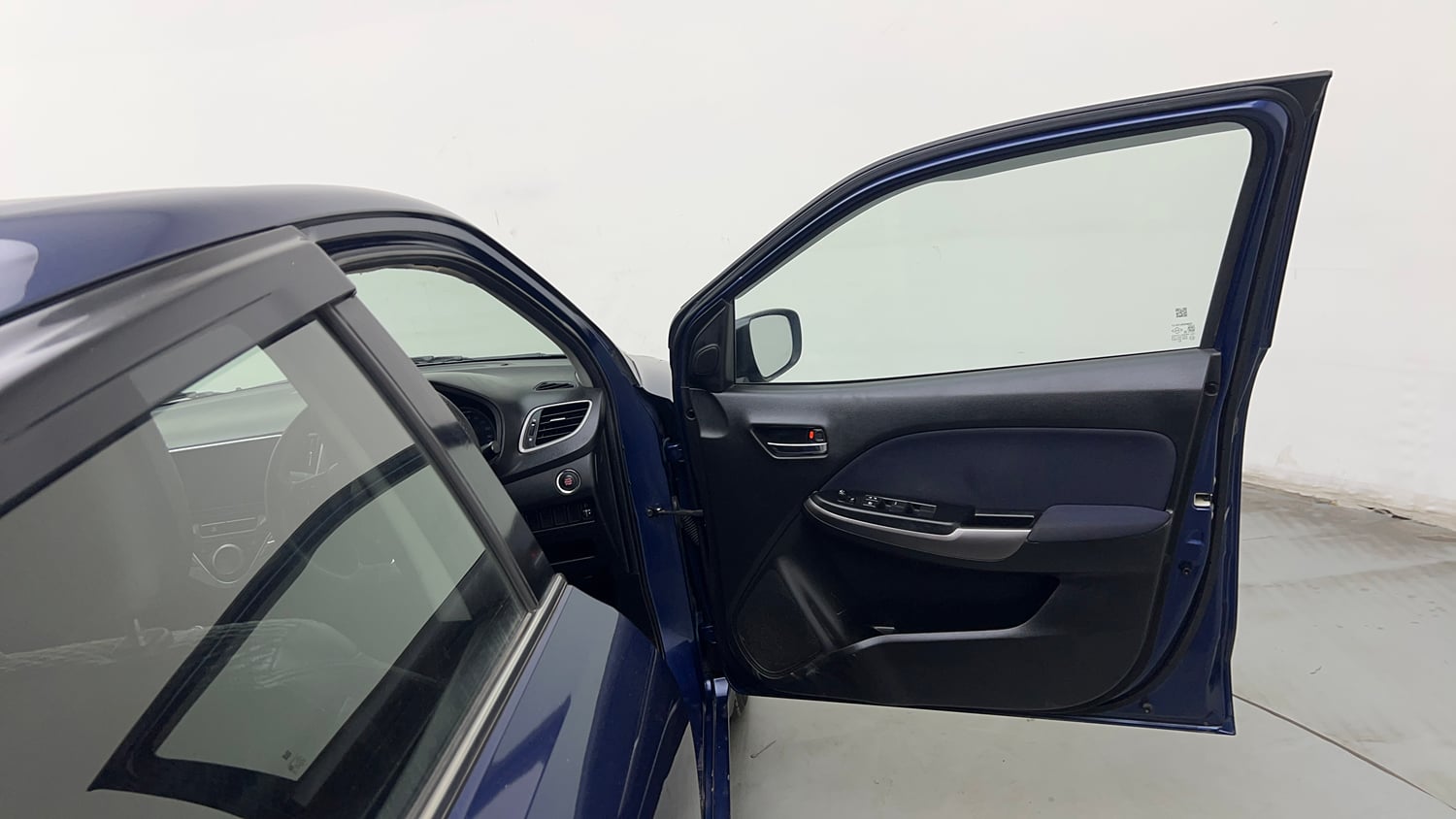 Used 2019 Maruti Suzuki Baleno Zeta Petrol Manual interior RIGHT FRONT DOOR OPEN VIEW