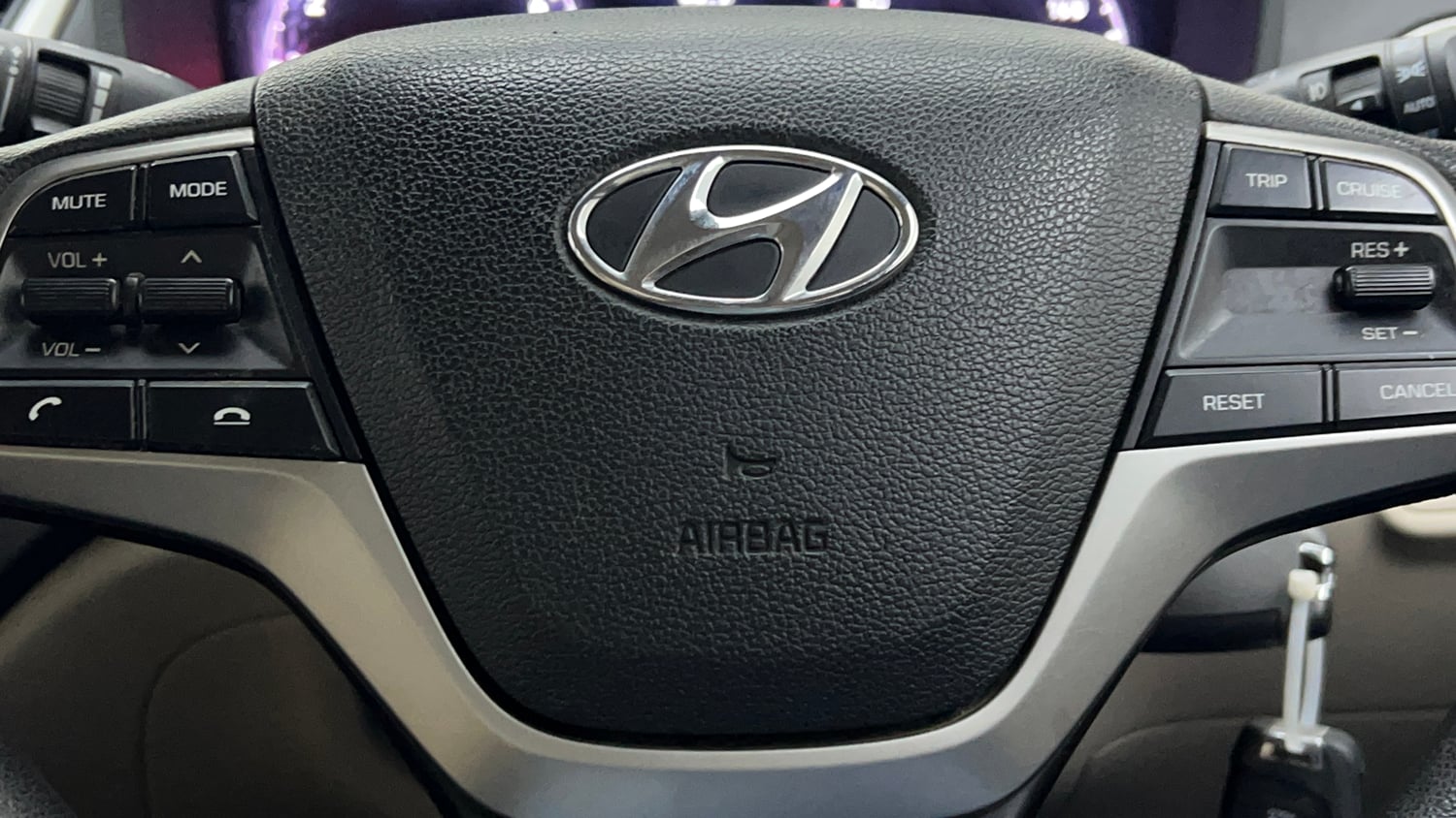 Used 2019 Hyundai Verna EX 1.4 VTVT Petrol Manual top_features Airbags