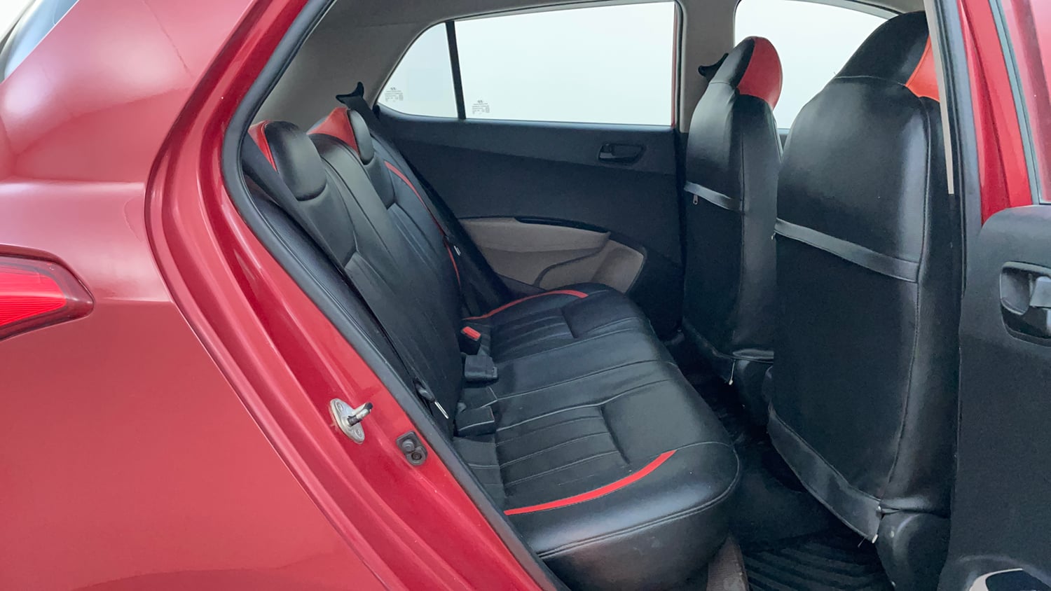 Used 2019 Hyundai Grand i10 Magna 1.2 Kappa VTVT Petrol Manual interior RIGHT SIDE REAR DOOR CABIN VIEW