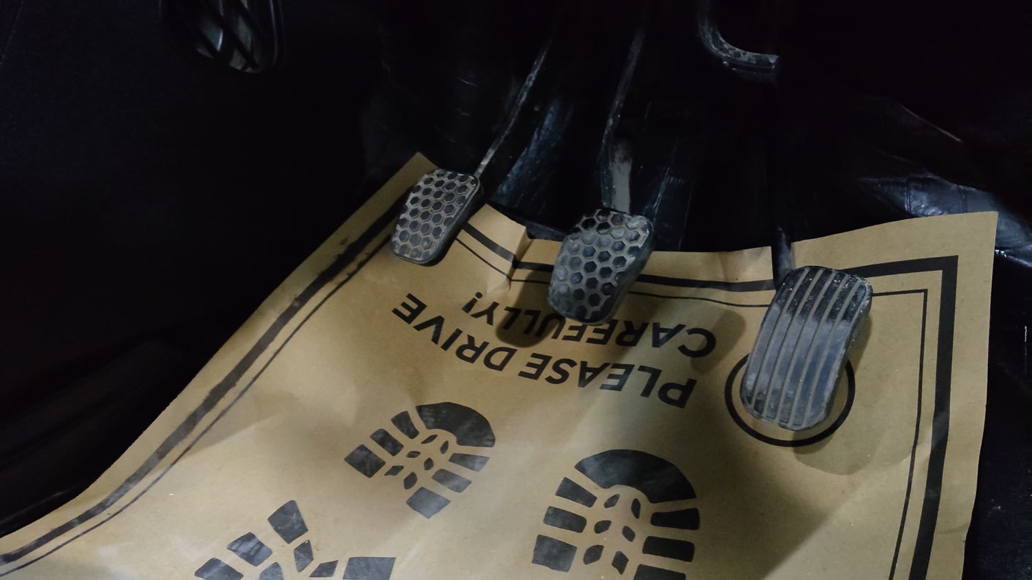 Used 2022 Tata Tiago NRG XZ MT Petrol Manual interior PEDALS VIEW