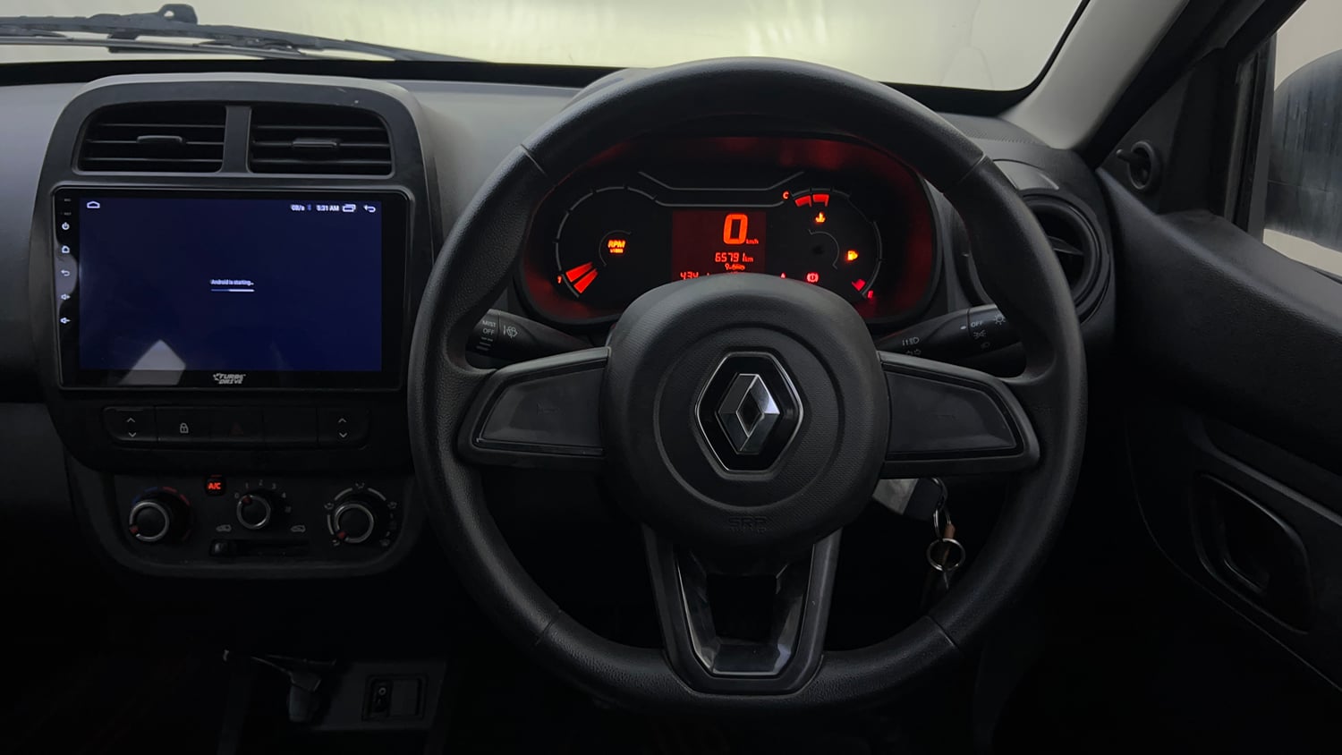 Used 2022 Renault Kwid RXL (O) 0.8 Petrol Manual interior STEERING VIEW