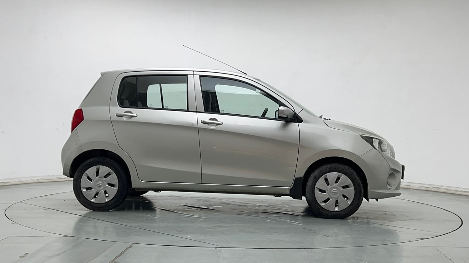 Used 2018 Maruti Suzuki Celerio ZXi AMT Petrol Automatic exterior RIGHT SIDE VIEW