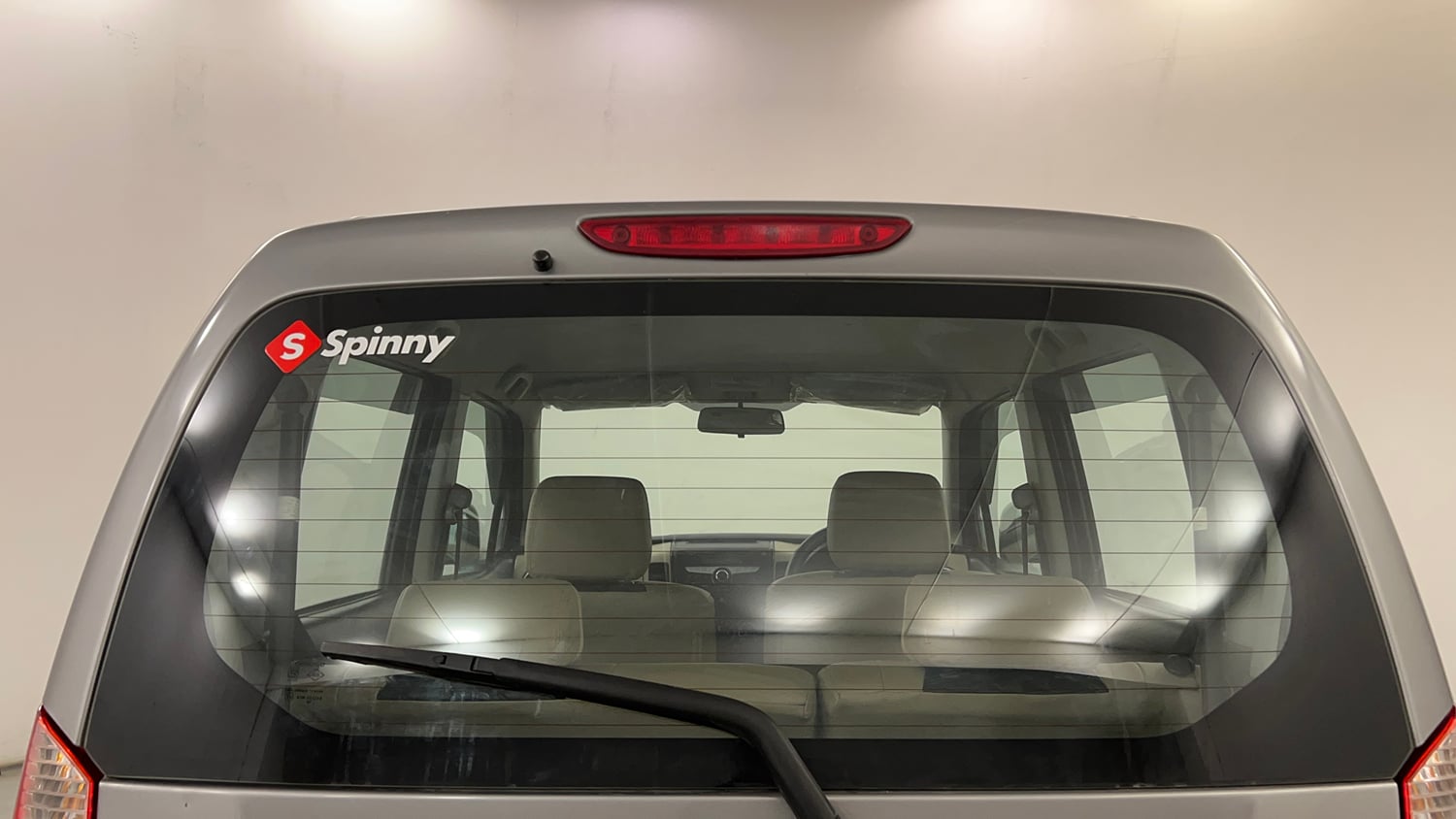 Used 2018 Maruti Suzuki Wagon R VXI Petrol Manual exterior BACK WINDSHIELD VIEW