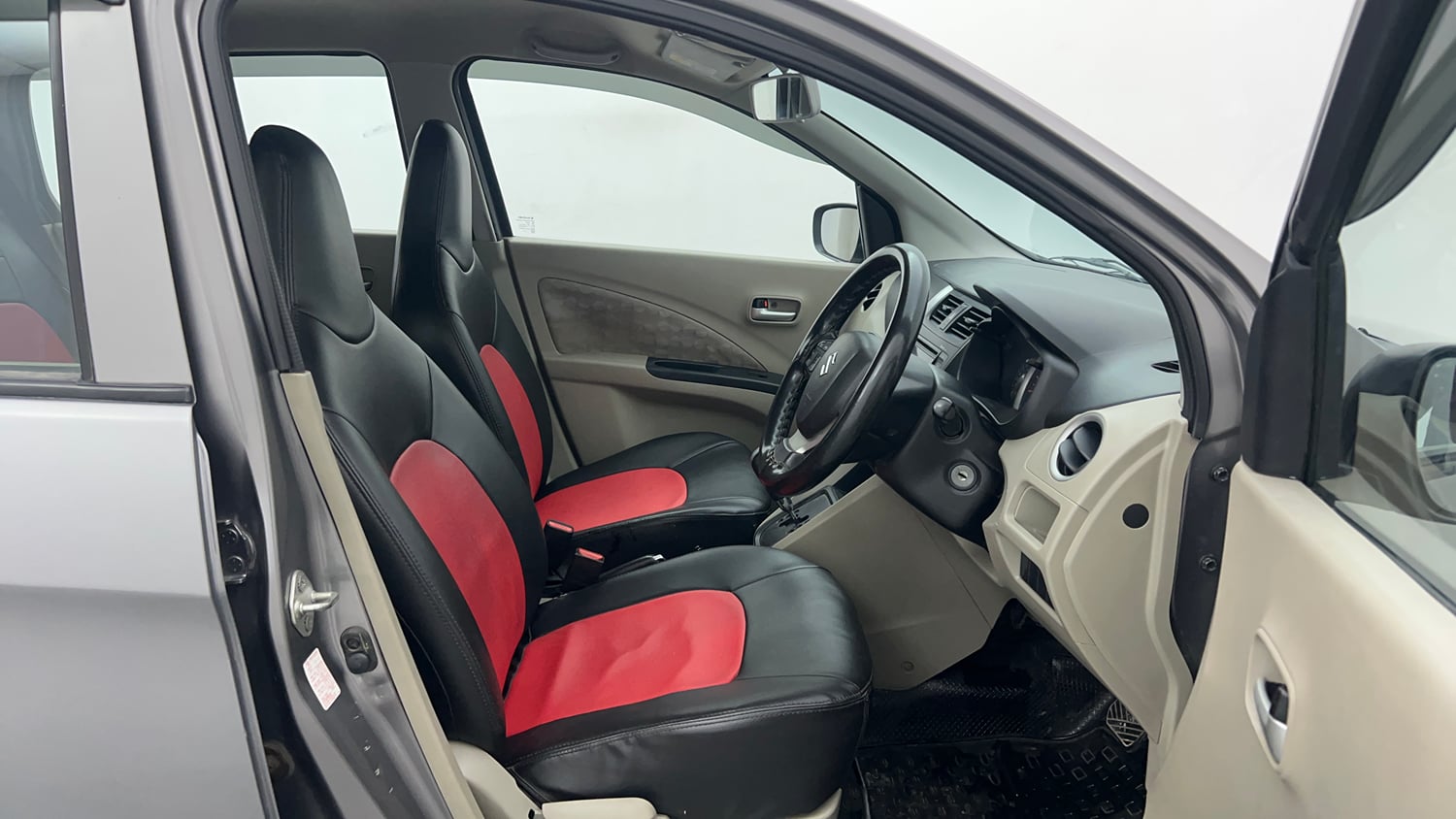 Used 2017 Maruti Suzuki Celerio ZXI (O) AMT Petrol Automatic interior RIGHT SIDE FRONT DOOR CABIN VIEW
