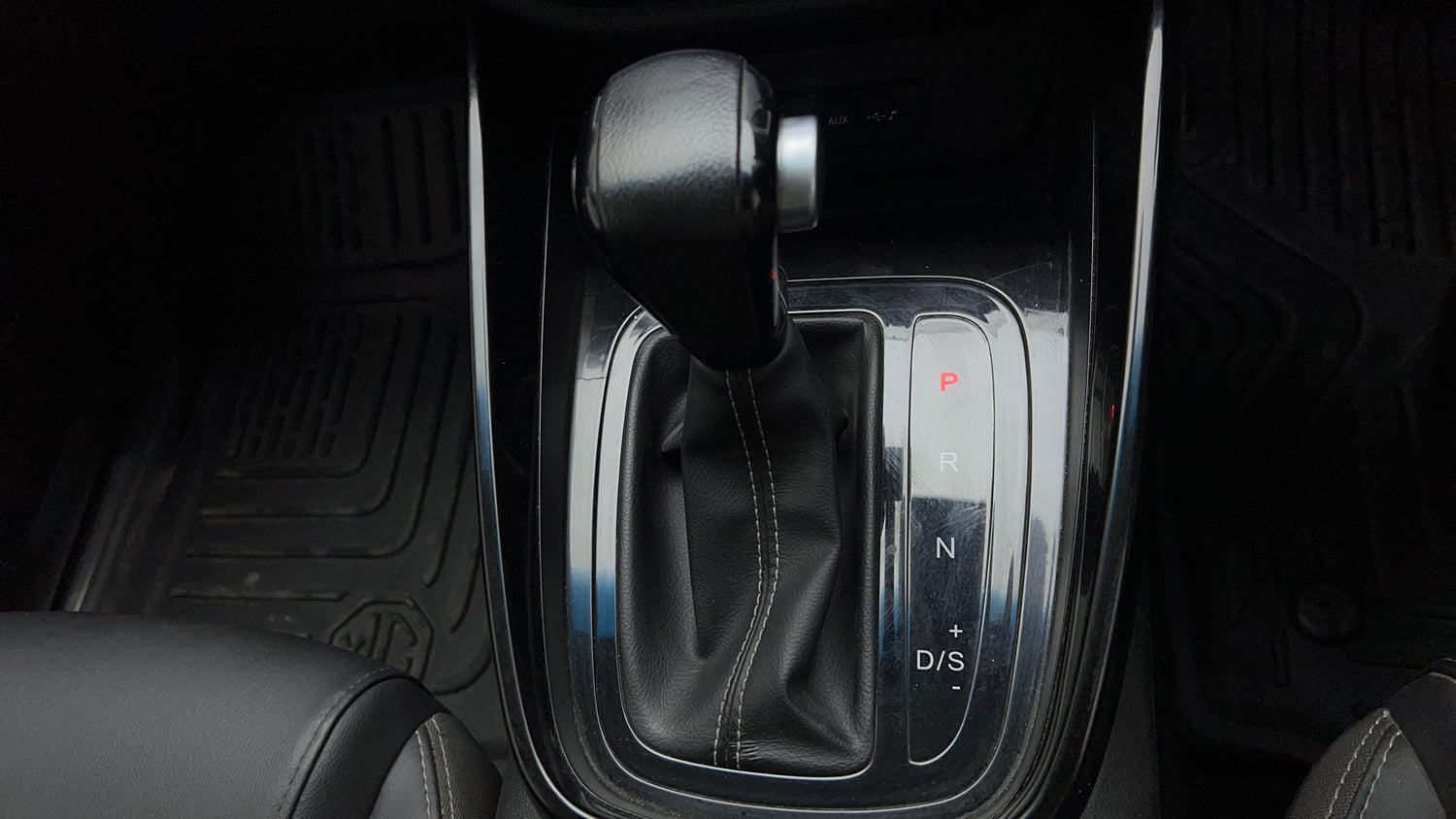 Used 2019 MG Motors Hector Sharp 1.5 DCT Petrol Petrol Automatic interior GEAR  KNOB VIEW