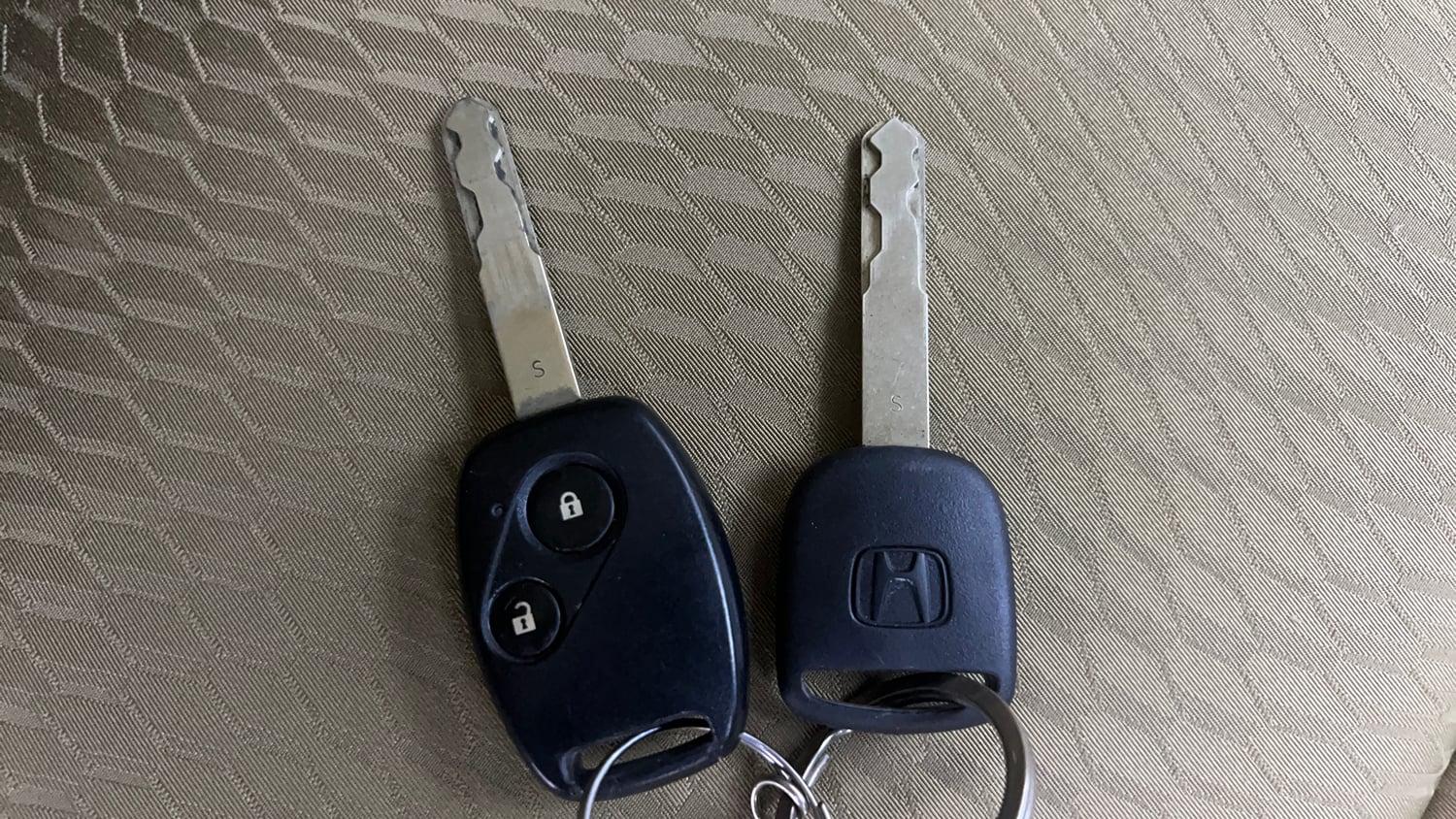 Used 2013 Honda Amaze 1.2 VX i-VTEC Petrol Manual extra CAR KEY VIEW
