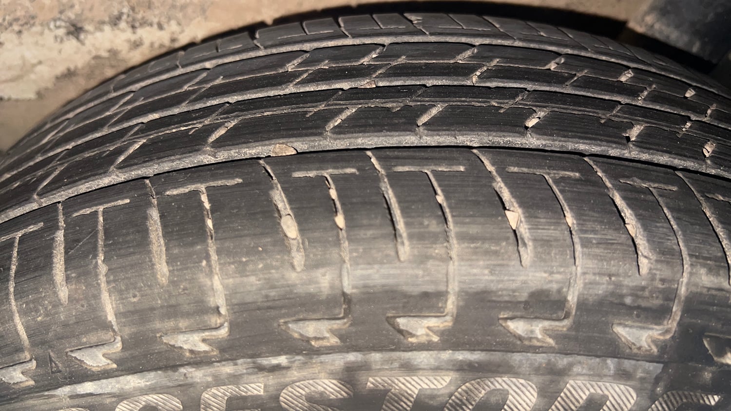 Used 2022 Maruti Suzuki Celerio VXi Petrol Manual tyres LEFT REAR TYRE TREAD VIEW
