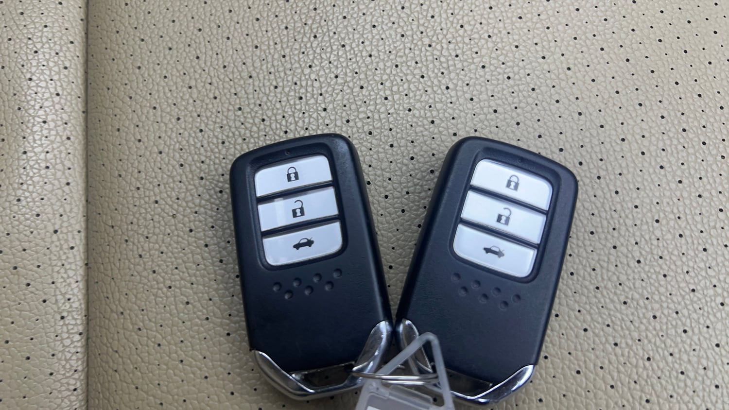 Used 2017 Honda City VX CVT Petrol Petrol Automatic extra CAR KEY VIEW