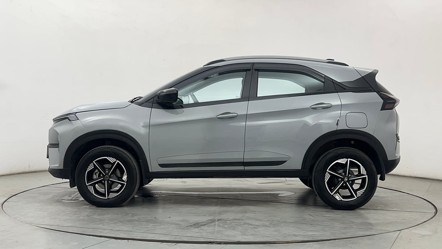 Used 2026 Tata Nexon Creative 1.2 Petrol 6MT Petrol Manual exterior LEFT SIDE VIEW