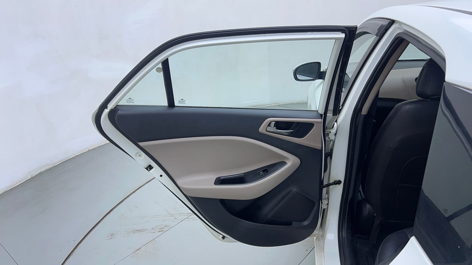 Used 2017 Hyundai Elite i20 Asta 1.2 (O) Petrol Manual interior LEFT REAR DOOR OPEN VIEW