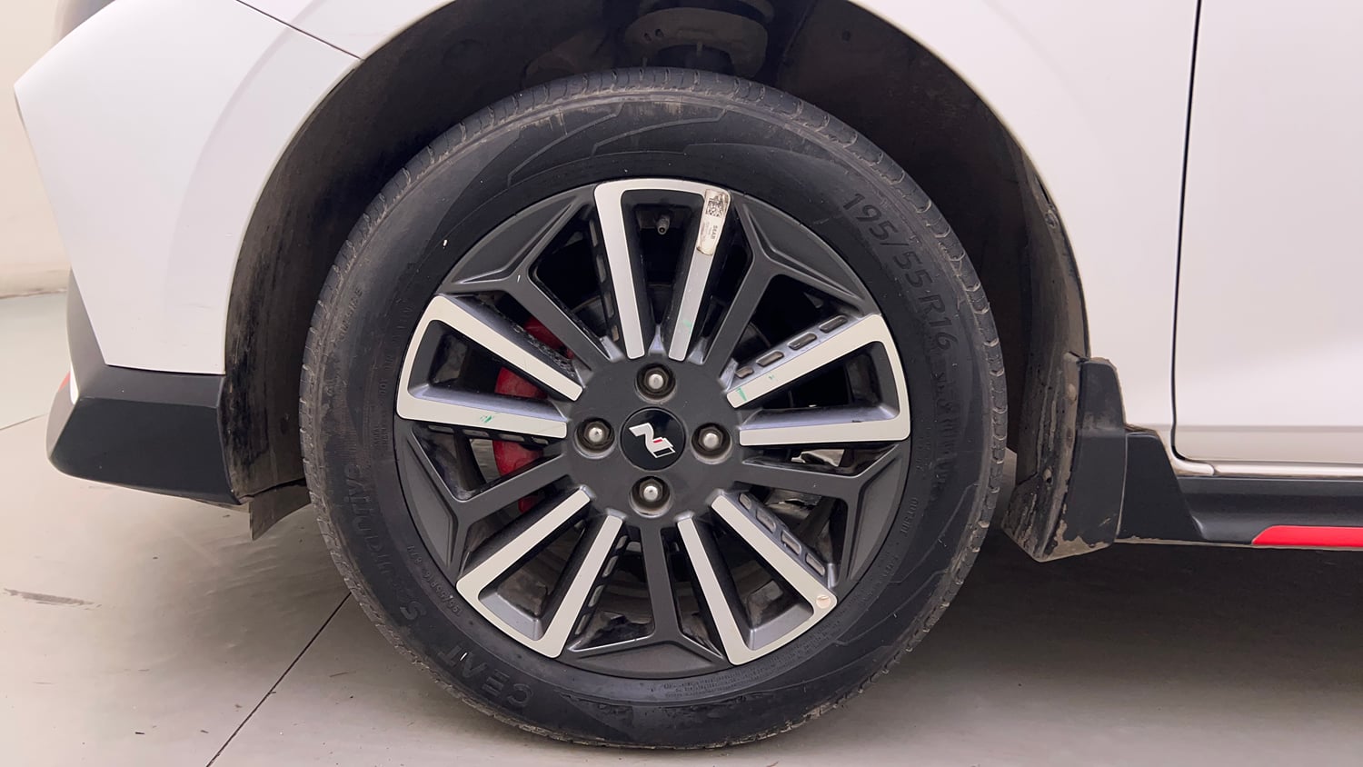 Used 2023 Hyundai i20 N Line N8 1.0 Turbo DCT Petrol Automatic tyres LEFT FRONT TYRE RIM VIEW