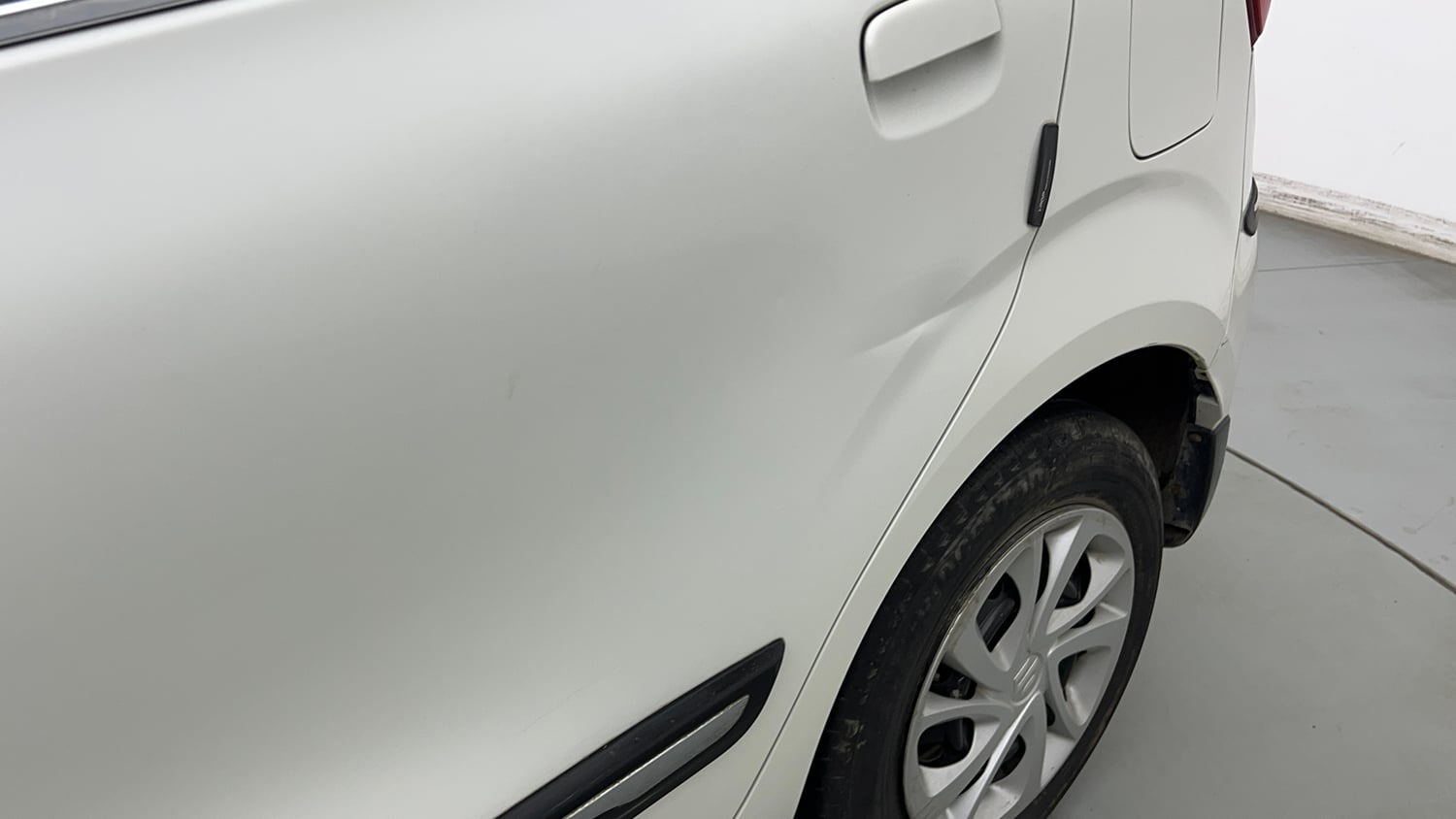 Used 2022 Maruti Suzuki Celerio VXi Petrol Manual dents MINOR DENT