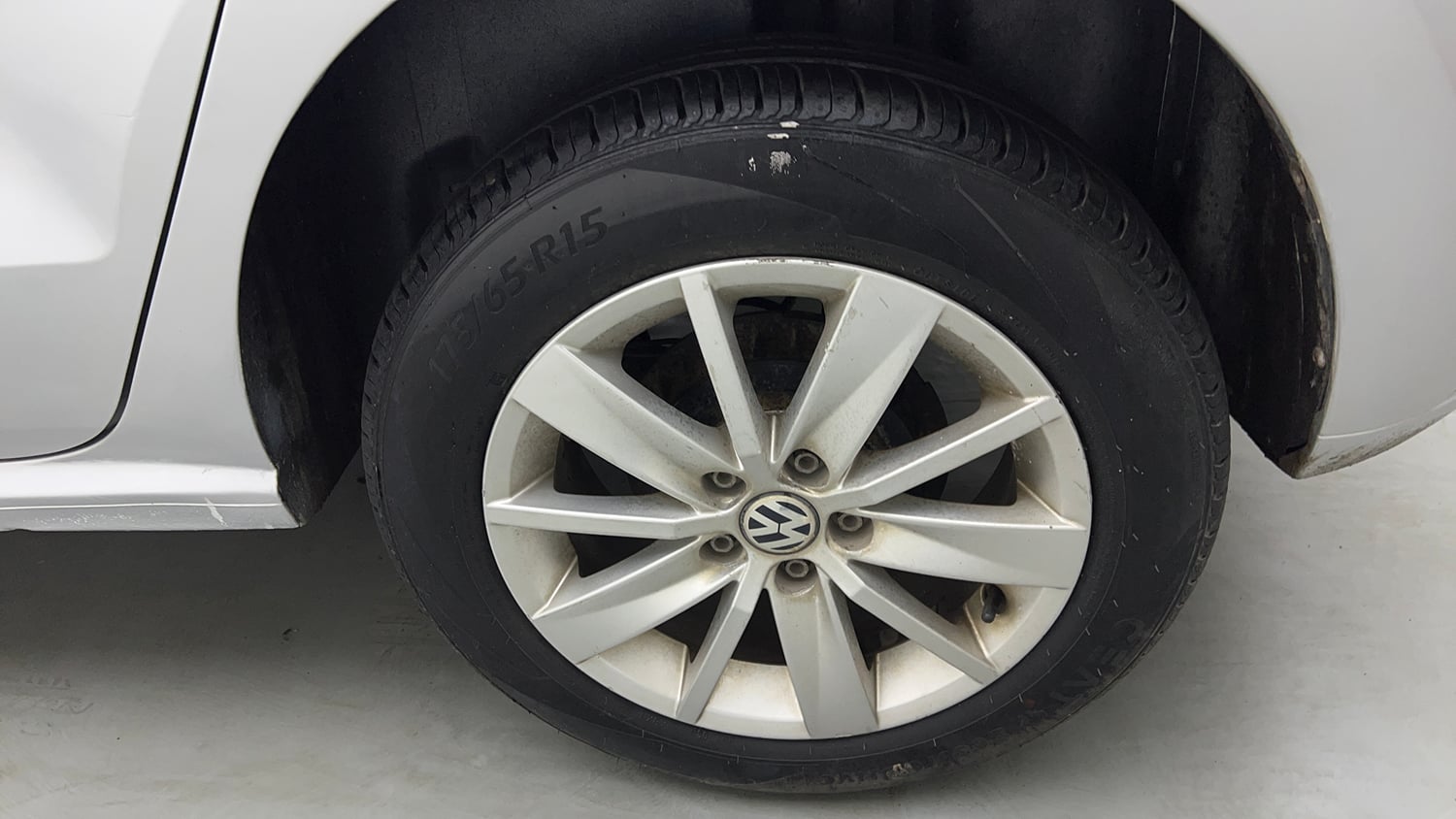 Used 2014 Volkswagen Polo Highline1.2L (P) Petrol Manual tyres LEFT REAR TYRE RIM VIEW
