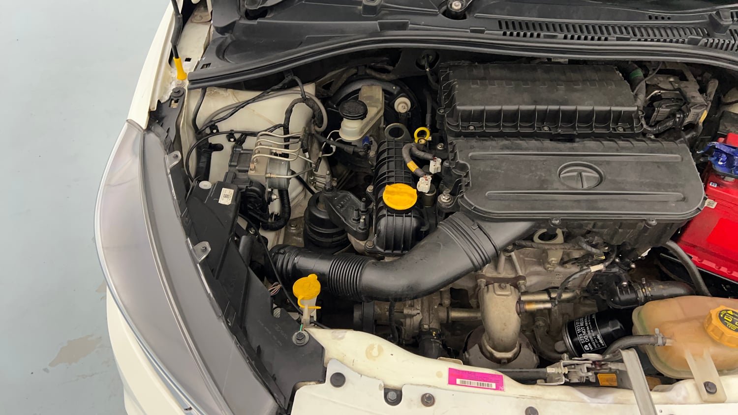 Used 2020 Tata Tiago XZ Plus Petrol Manual engine ENGINE RIGHT SIDE VIEW