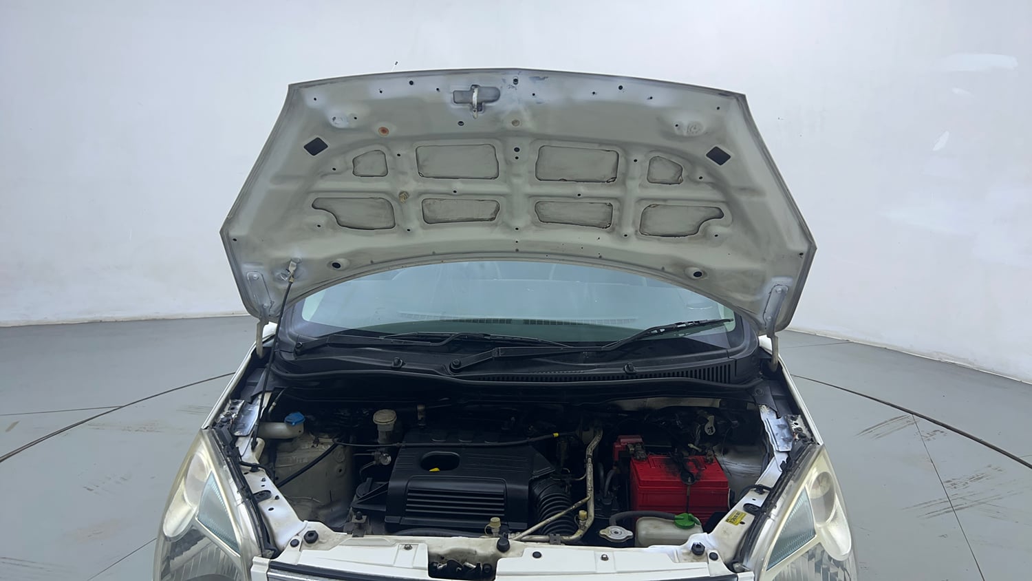 Used 2014 Maruti Suzuki Wagon R VXI Petrol Manual engine ENGINE & BONNET OPEN FRONT VIEW