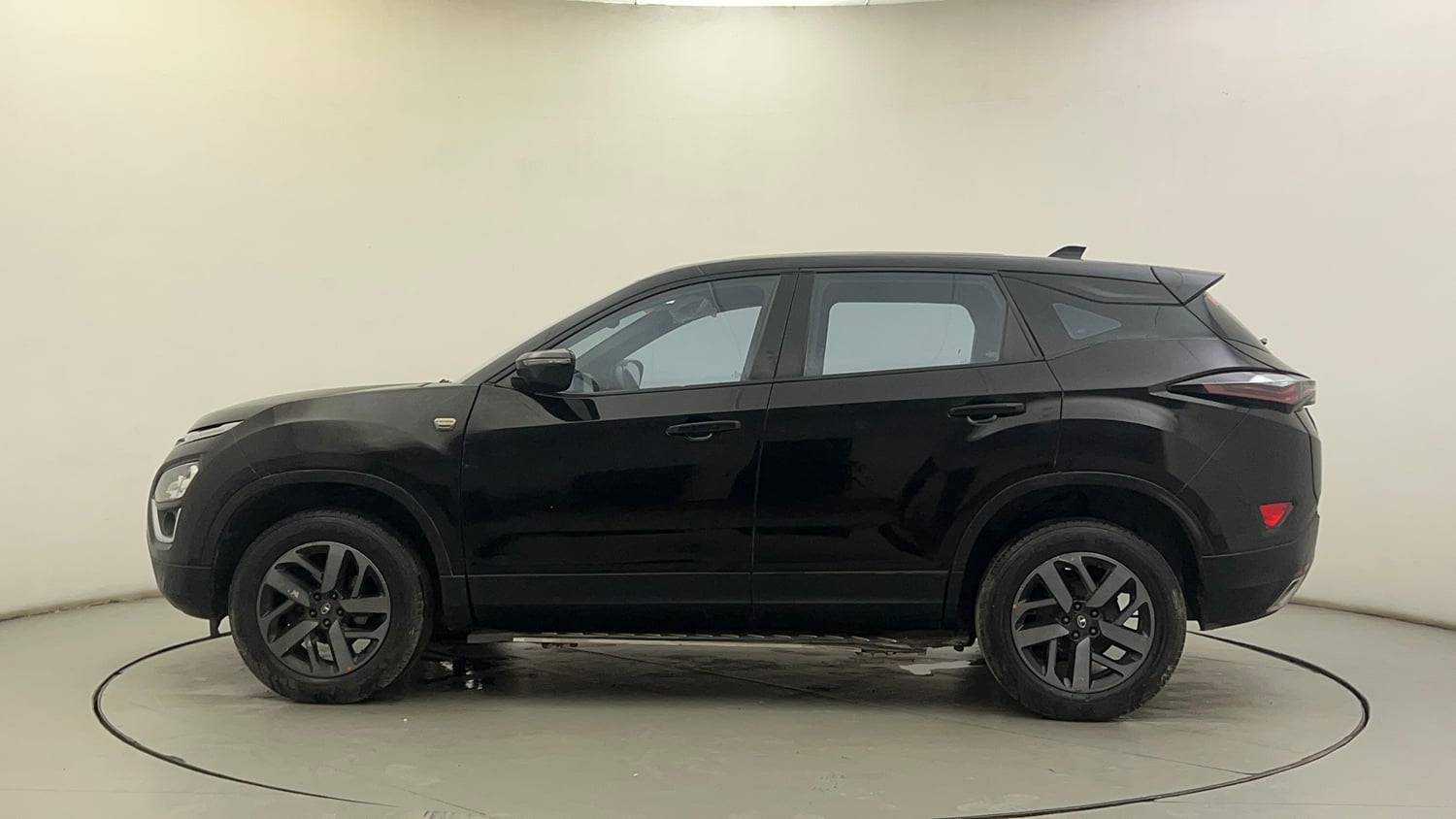 Used 2022 Tata Harrier XZA Plus Dark Edition Diesel Automatic exterior LEFT SIDE VIEW