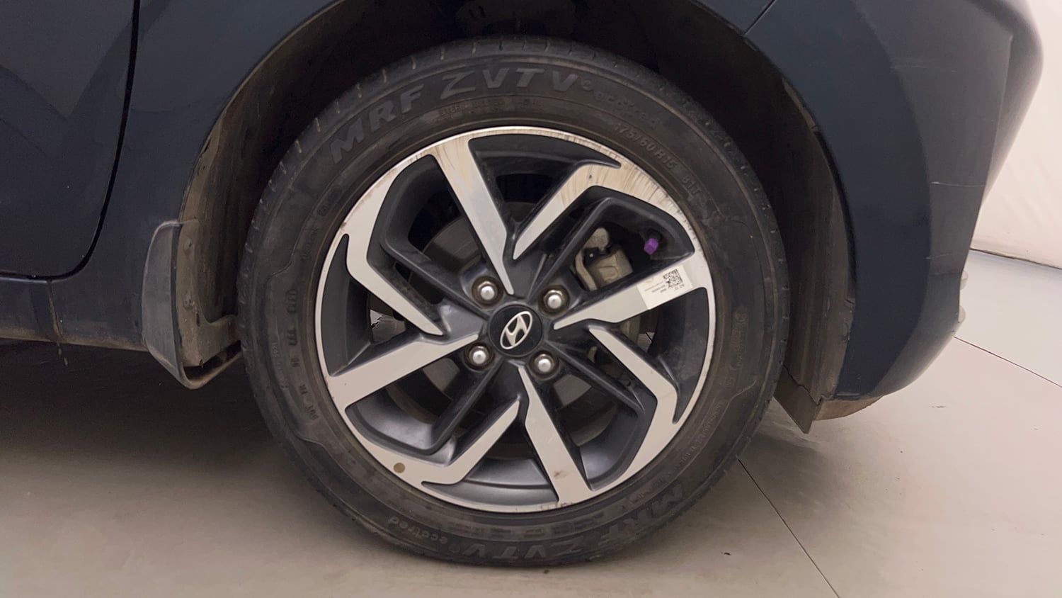 Used 2021 Hyundai Grand i10 Nios Asta AMT 1.2 Kappa VTVT Petrol Automatic tyres RIGHT FRONT TYRE RIM VIEW