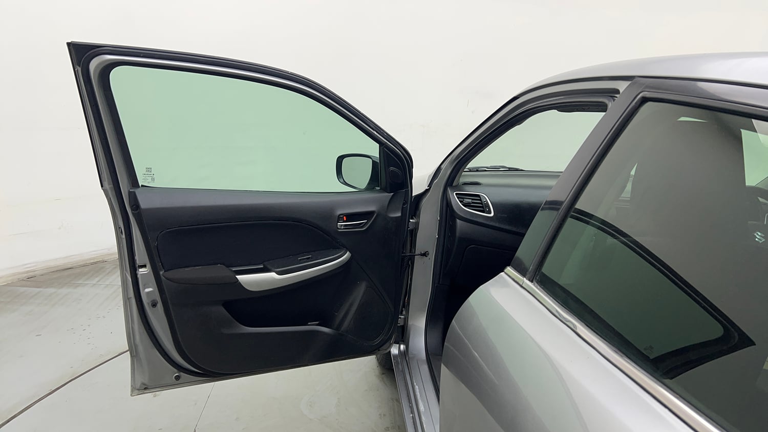 Used 2016 Maruti Suzuki Baleno Zeta 1.2 AT Petrol Automatic interior LEFT FRONT DOOR OPEN VIEW
