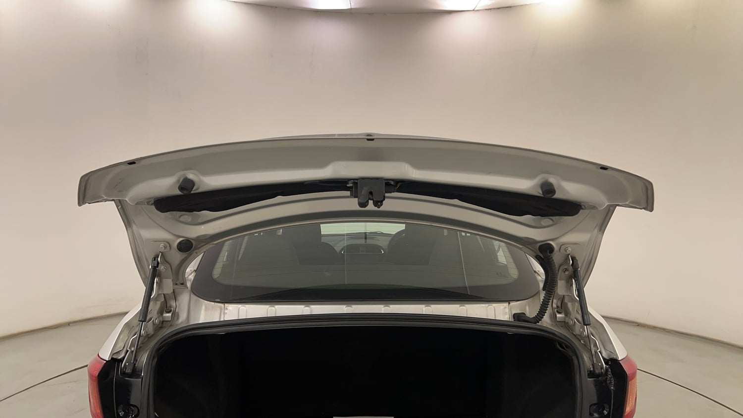 Used 2018 Tata Tigor Revotron XZ (O) Petrol Manual interior DICKY DOOR OPEN VIEW