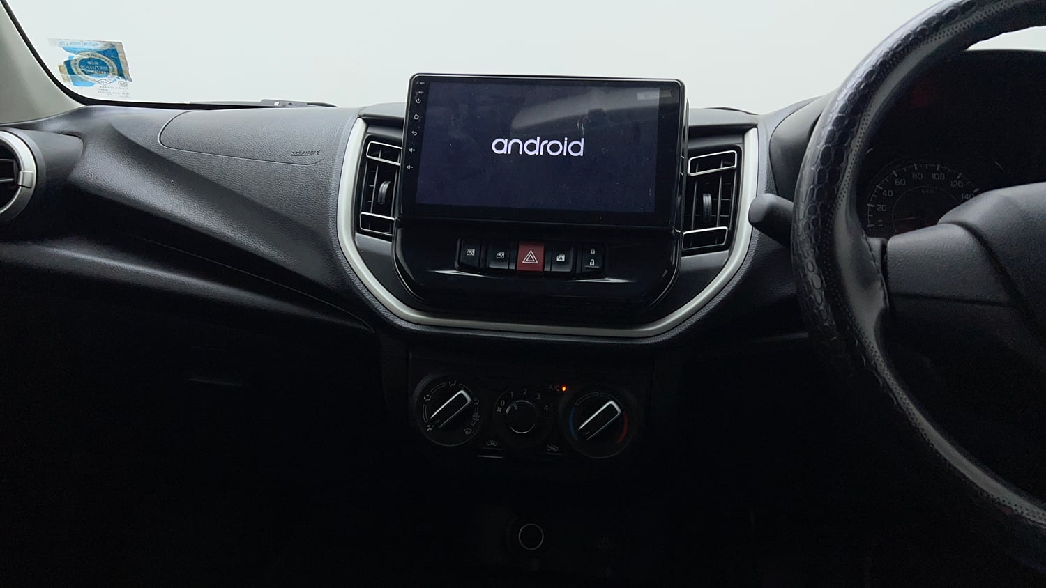 Used 2022 Maruti Suzuki Celerio VXi Petrol Manual interior MUSIC SYSTEM & AC CONTROL VIEW
