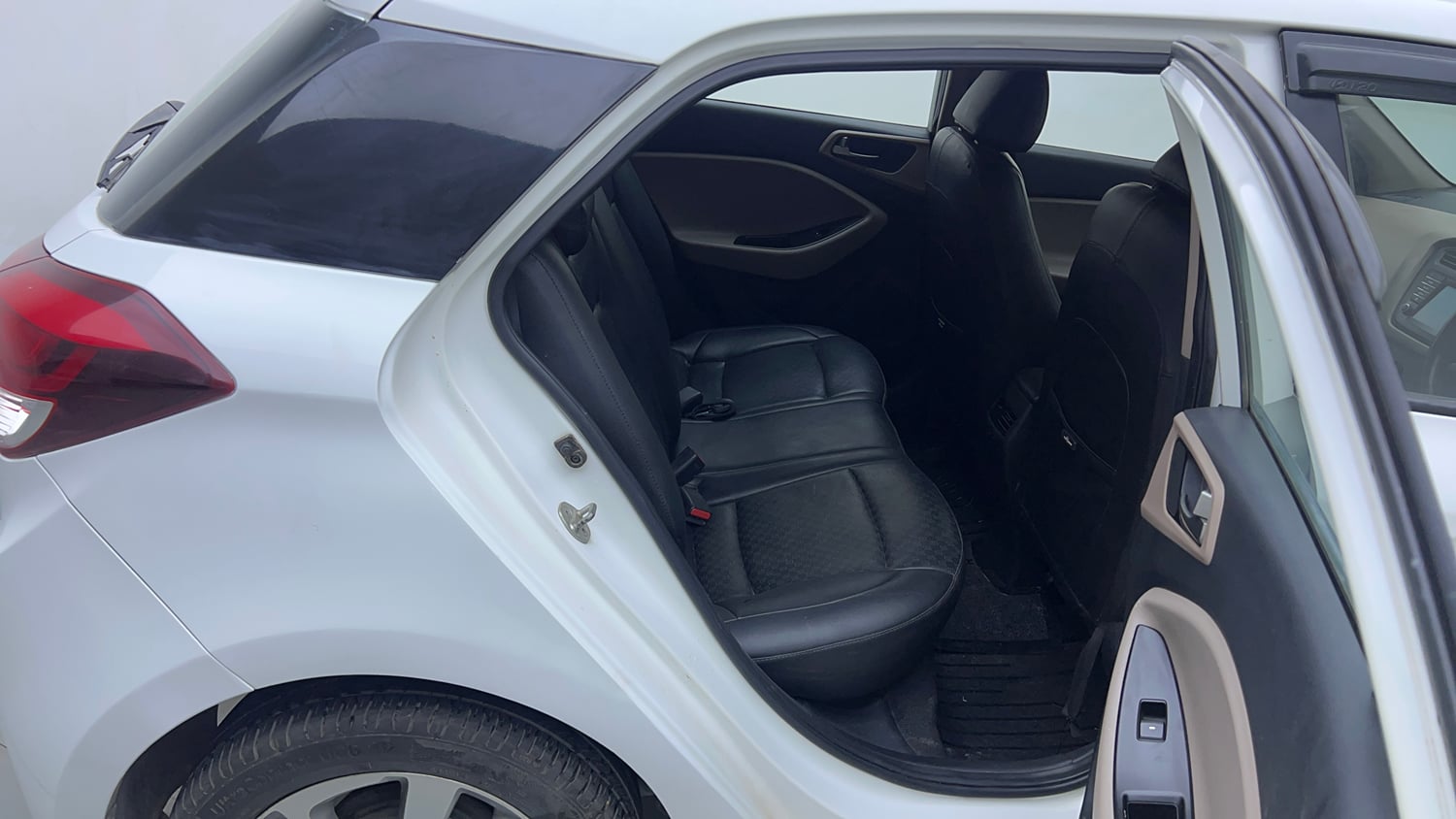 Used 2017 Hyundai Elite i20 Asta 1.2 (O) Petrol Manual interior RIGHT SIDE REAR DOOR CABIN VIEW