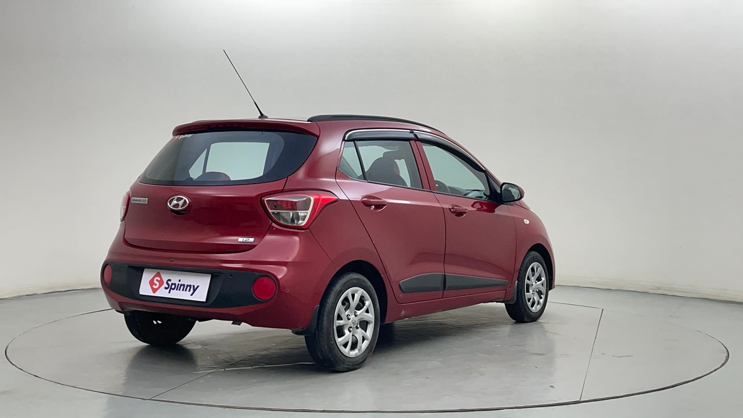 Used 2019 Hyundai Grand i10 Magna 1.2 Kappa VTVT Petrol Manual exterior RIGHT REAR CORNER VIEW