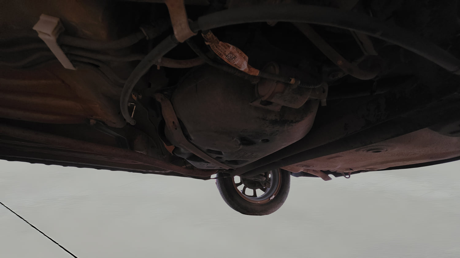 Used 2019 Maruti Suzuki Ignis Alpha 1.2 AMT Petrol Automatic extra REAR UNDERBODY VIEW (TAKEN FROM REAR)