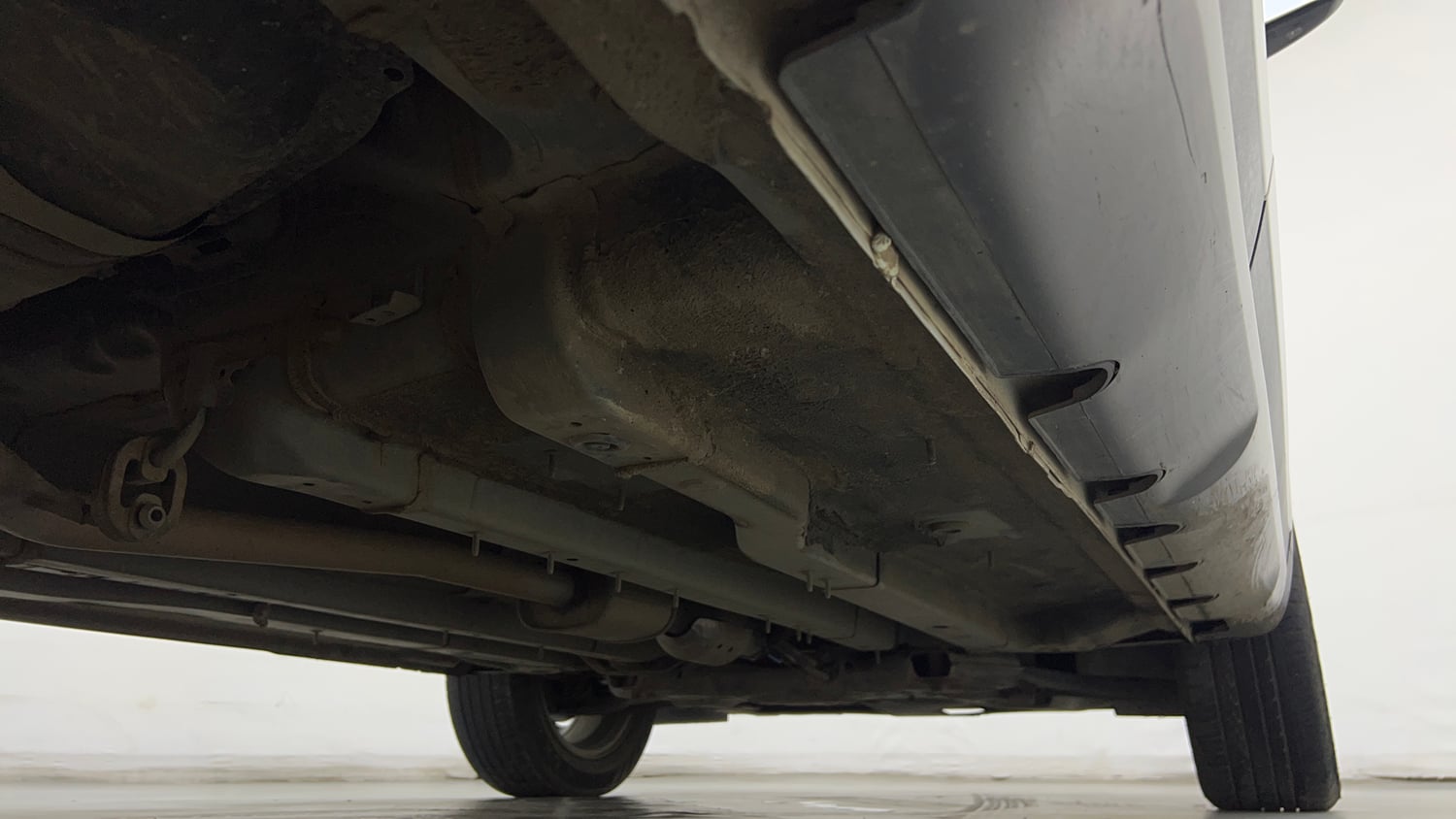 Used 2023 Hyundai Creta SX 1.5 Petrol IVT Petrol Automatic extra REAR RIGHT UNDERBODY VIEW