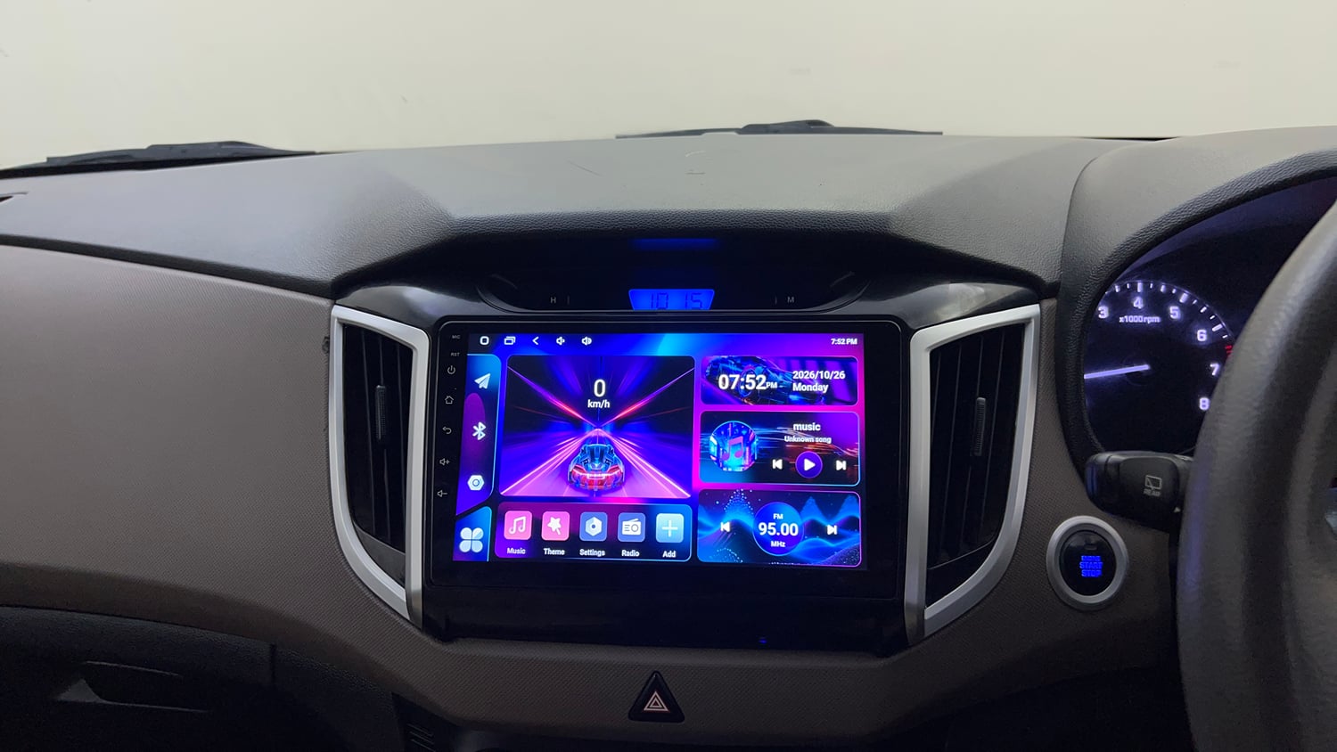 Used 2017 Hyundai Creta SX Plus 1.6 AT Petrol Petrol Automatic top_features Touch screen infotainment system