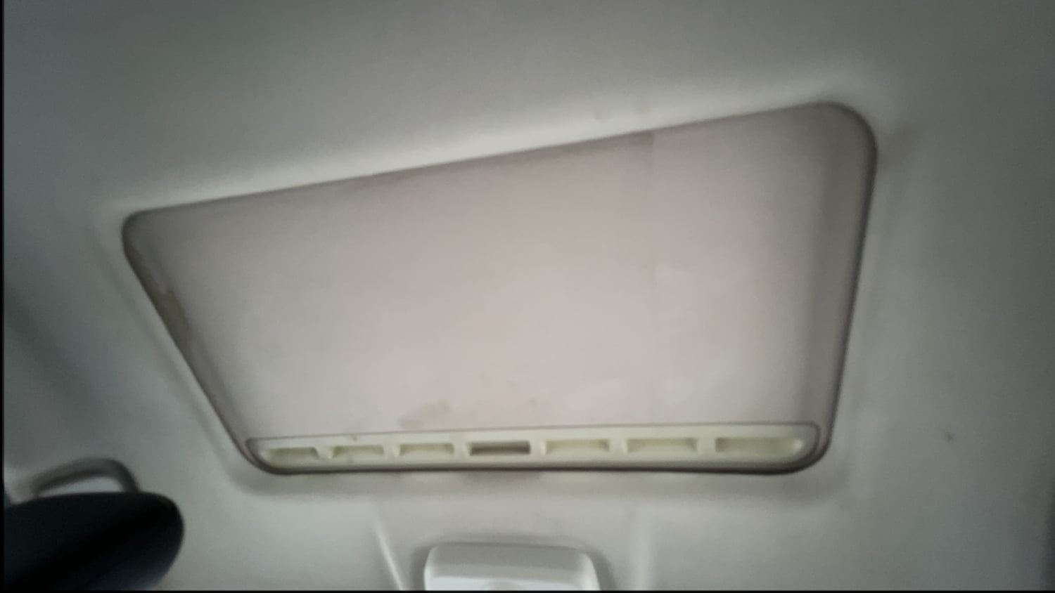 Used 2022 Tata Nexon XZA Plus (S) Petrol Automatic top_features Sunroof