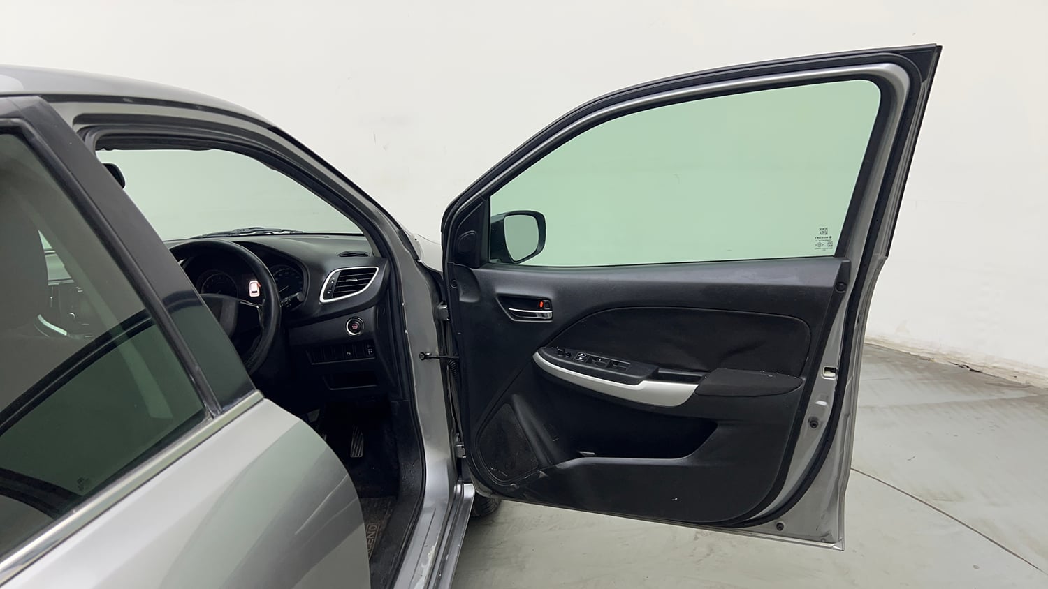 Used 2016 Maruti Suzuki Baleno Zeta 1.2 AT Petrol Automatic interior RIGHT FRONT DOOR OPEN VIEW
