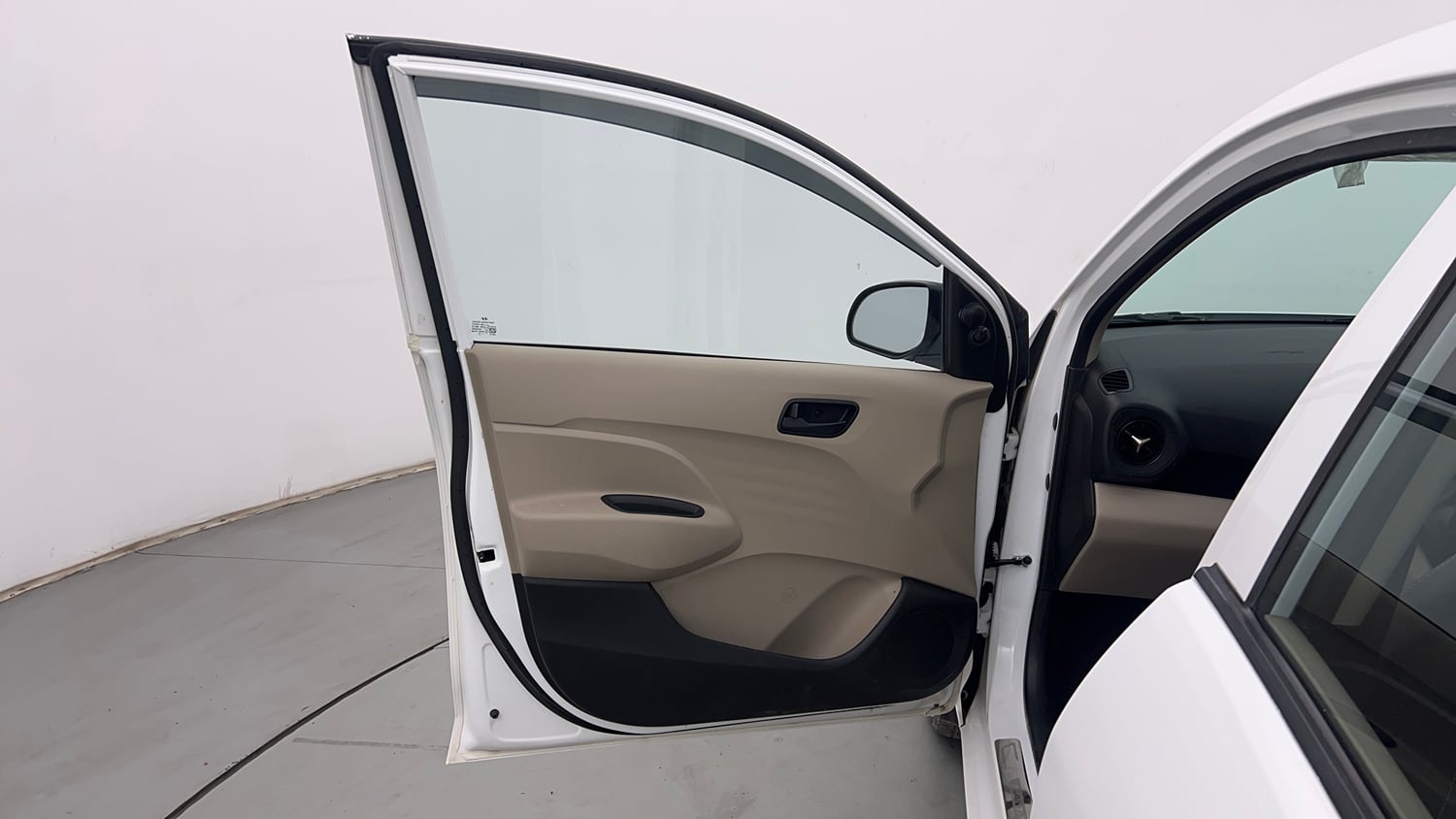 Used 2022 Hyundai Santro Era Executive Petrol Manual interior LEFT FRONT DOOR OPEN VIEW