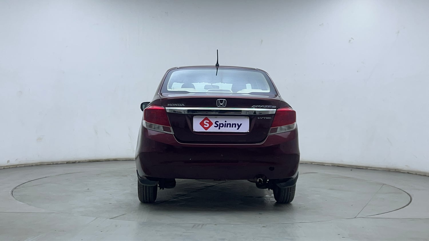 Used 2013 Honda Amaze 1.2 VX i-VTEC Petrol Manual exterior BACK VIEW