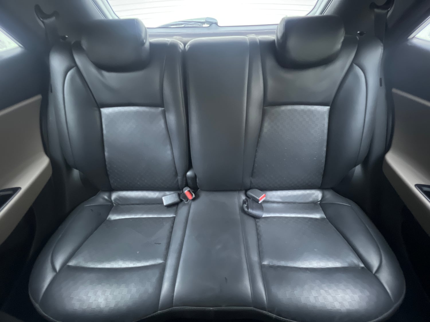 Used 2017 Hyundai Elite i20 Asta 1.2 (O) Petrol Manual interior REAR SEAT CONDITION VIEW