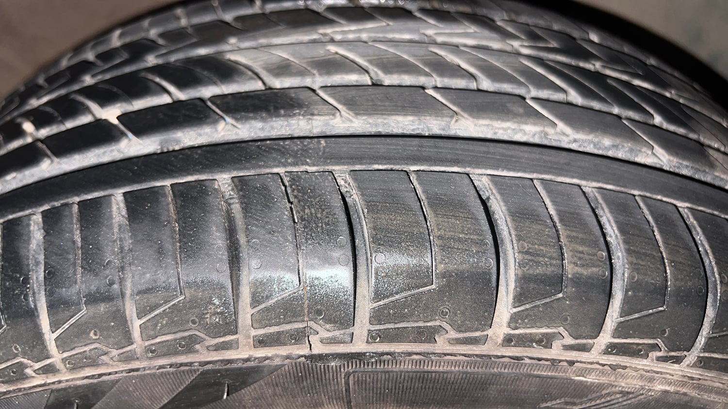 Used 2016 Hyundai i20 Active 1.2 SX Petrol Manual tyres RIGHT FRONT TYRE TREAD VIEW