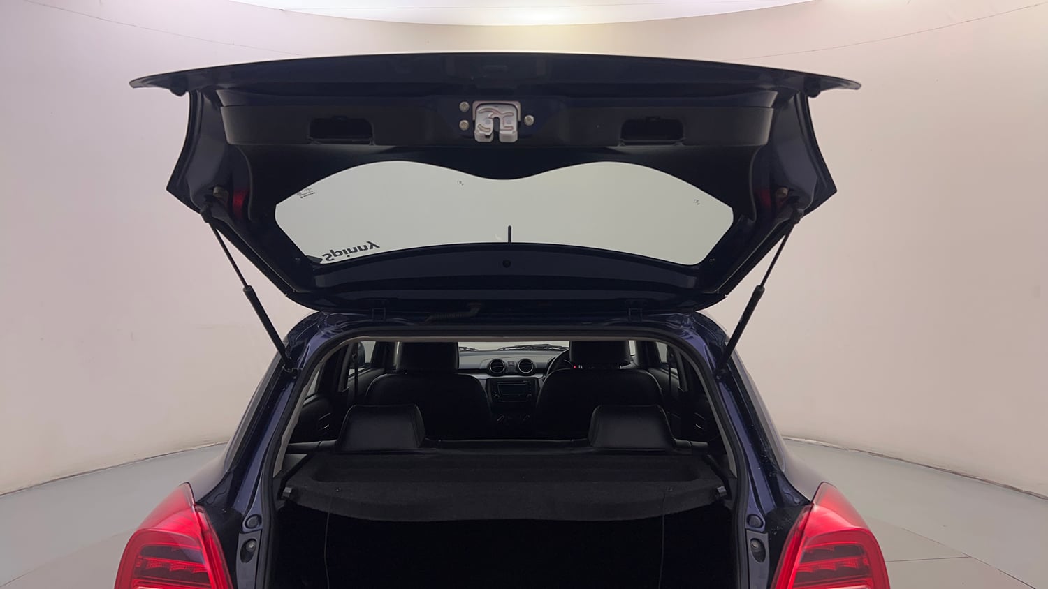 Used 2019 Maruti Suzuki Swift VXi AMT Petrol Automatic interior DICKY DOOR OPEN VIEW