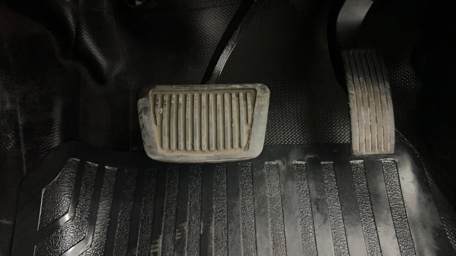Used 2020 Hyundai Grand i10 Nios Sportz AMT 1.2 Kappa VTVT Petrol Automatic interior PEDALS VIEW
