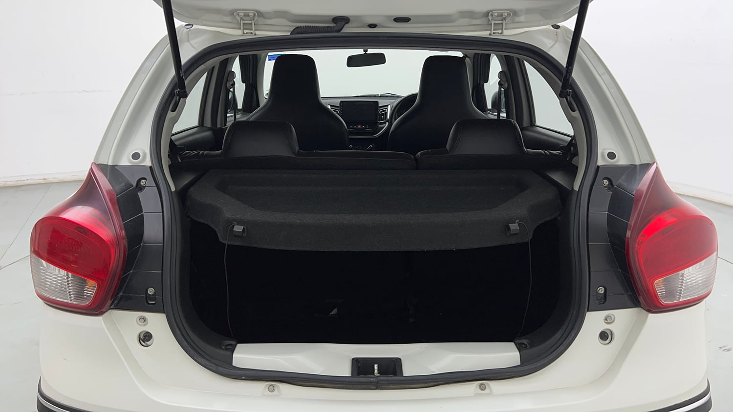 Used 2022 Maruti Suzuki Celerio VXi Petrol Manual interior DICKY INSIDE VIEW