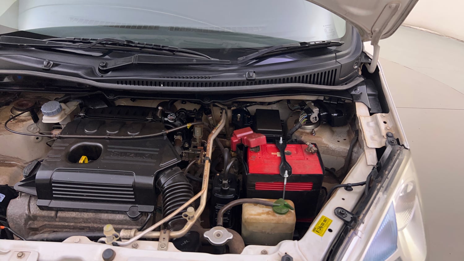 Used 2017 Maruti Suzuki Wagon R VXI Petrol Manual engine ENGINE LEFT SIDE HINGE & APRON VIEW