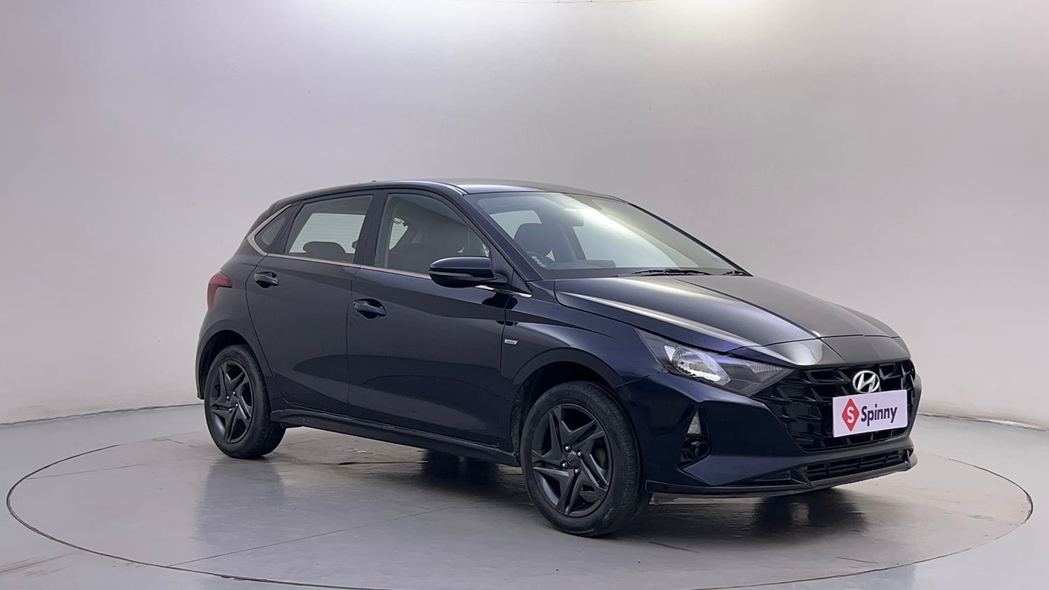 Used 2023 Hyundai i20 Sportz 1.2 IVT Petrol Automatic exterior RIGHT FRONT CORNER VIEW